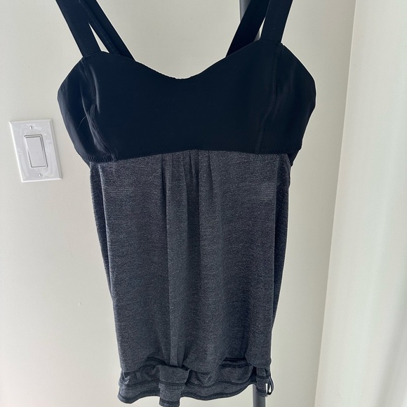 Lululemon Black and Gray Sleeveless top - Picture 2 of 8